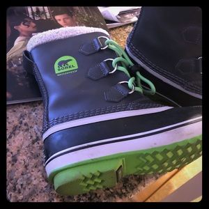 PRICE NEGOTIABLE!! Sorel Girls Snow Boots